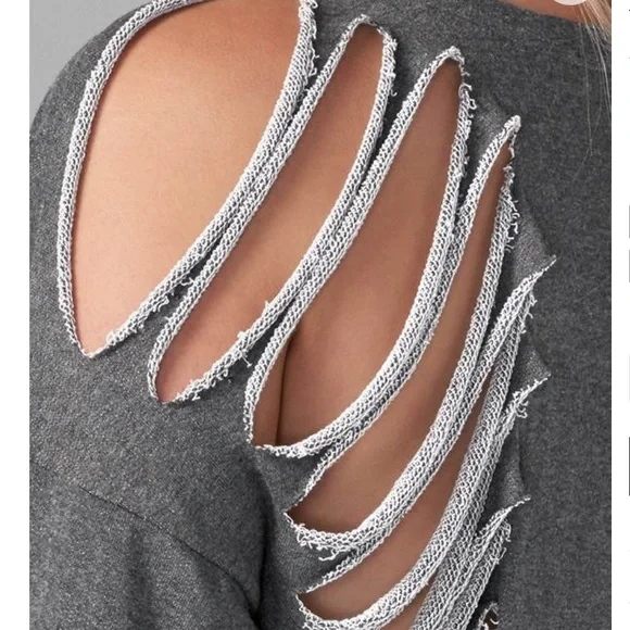 Long Sleeves unique Detail Sweatshirt size XS ( itβs roomy) Gray color NWT - Picture 5 of 6